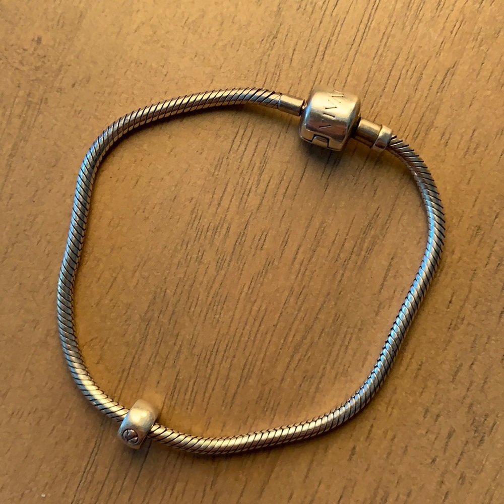 Vivara bracelet